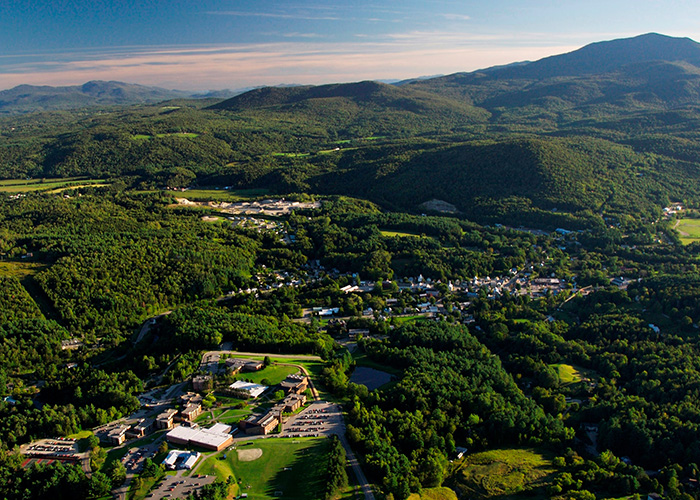 NVU International Students to the Johnson Campus through a